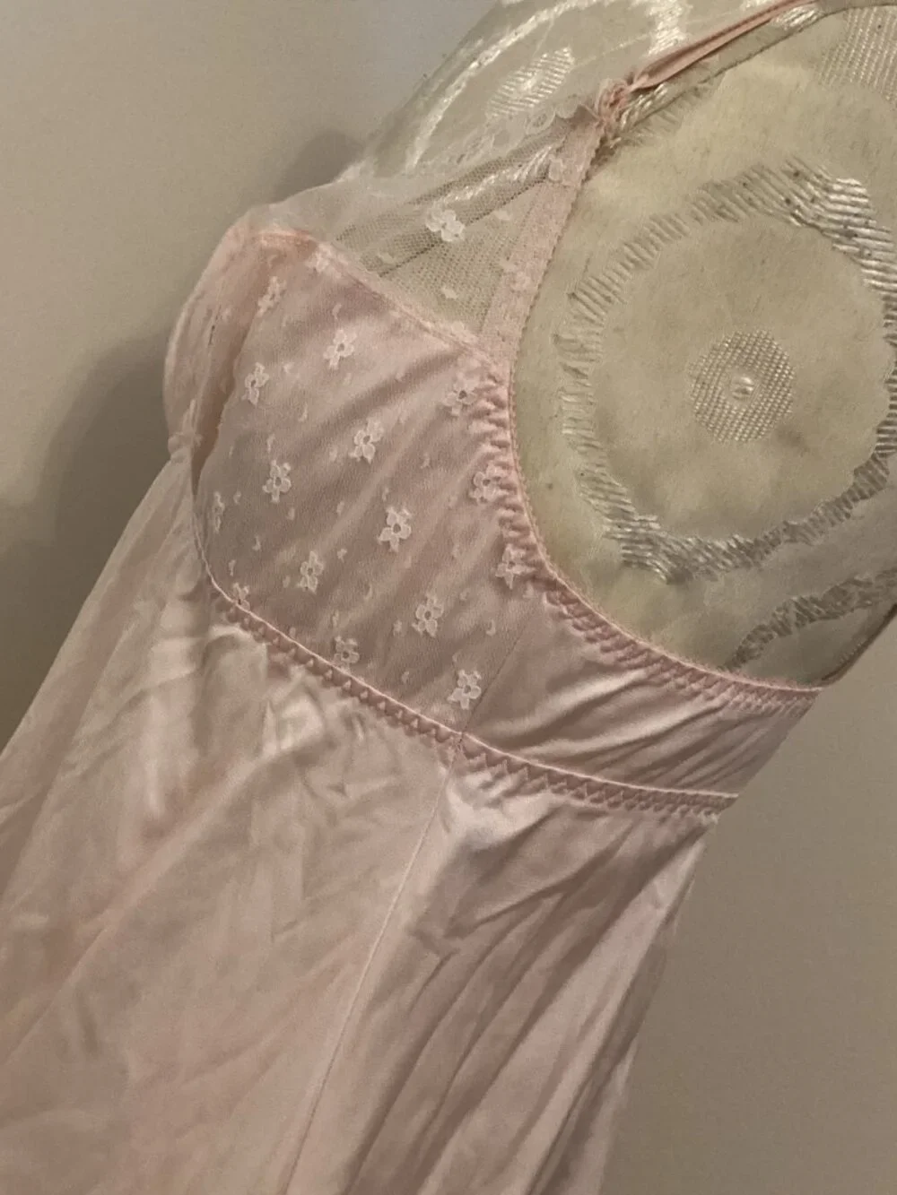 NEW VTG Warner's Whimsies Pink Lace Trim Nylon Slip Nighty Gown Lingerie 36